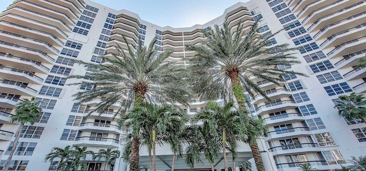 Mystic Pointe condo Aventura for sale and rent