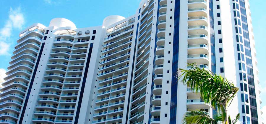 Bella Mare Condominiums for sale and rent at Aventura